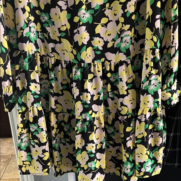 2 dresses - Target Floral Tiered Midi Dress in Black, Yellow & Green - Picture 3 of 6